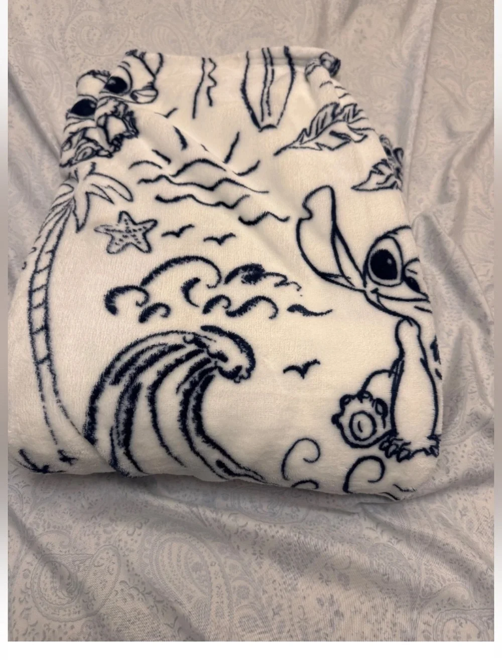 Disney Stitch Super Plush Outline Blanket